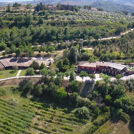 贝瓦尼亚 Il Poggio Dei Pettirossi酒店 外观 照片